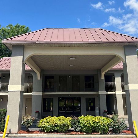 Super 8 By Wyndham Decatur/Lithonia/Atl Area Motel Exterior photo